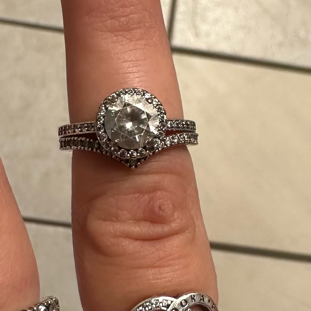 Pandora Silver and White Ring Set - Picture 2 of 4